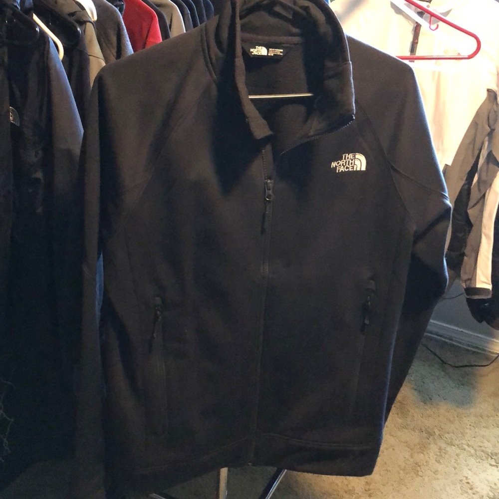 North face soft shell full zip jacket